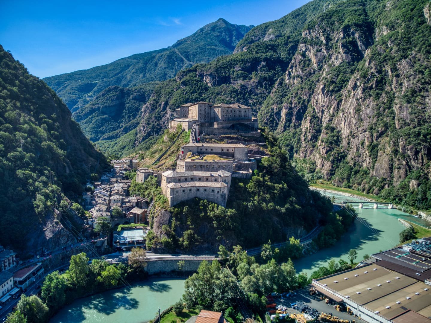 Forte di Bard standing above the village and river below